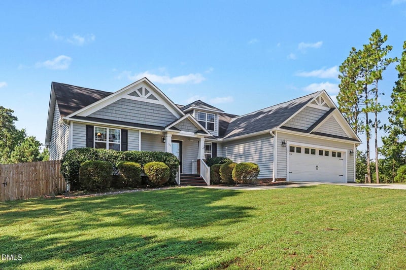 122 Shetland Ln, Smithfield, NC 27577