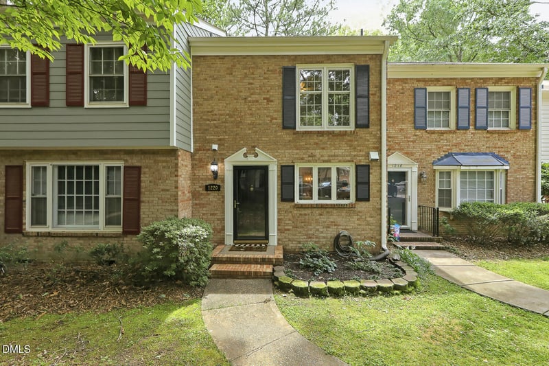 1220 Collington Dr, Cary, NC 27511