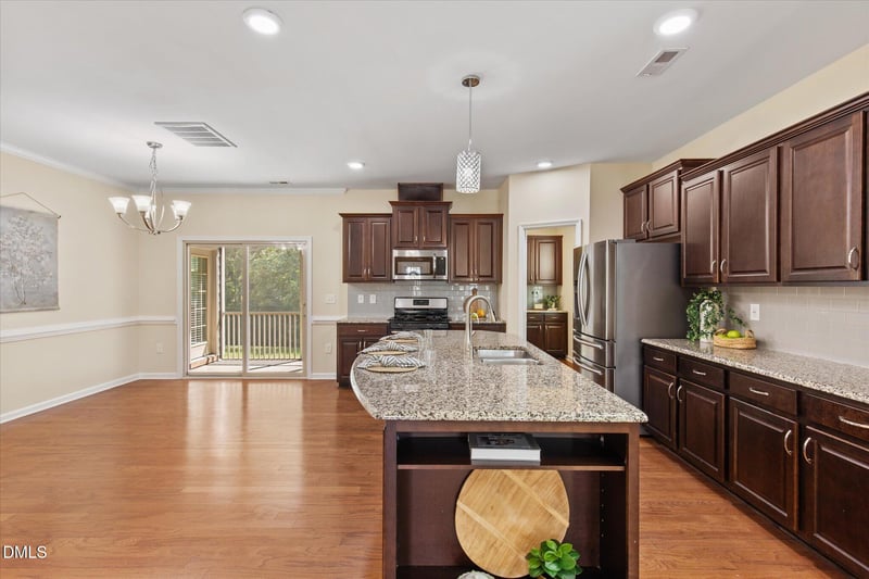 1221 Elliott Ridge Ln, Morrisville, NC 27560