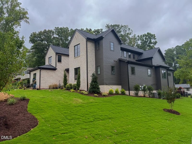 1221 Gunnison Pl, Raleigh, NC 27609