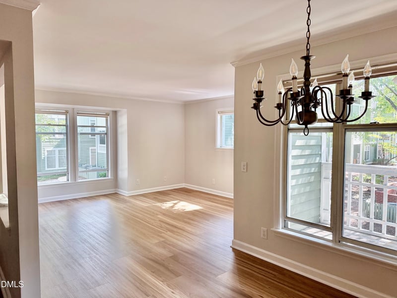 1221 Westview Ln #201, Raleigh, NC 27605
