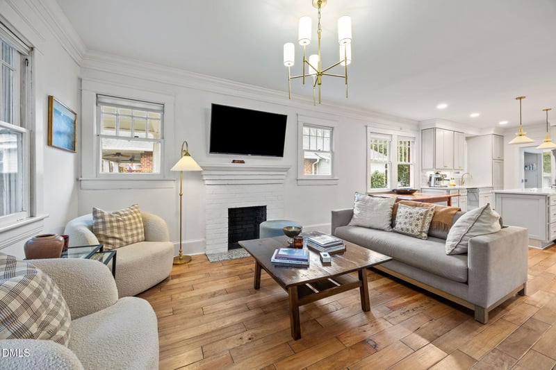 1223 Courtland Dr, Raleigh, NC 27604