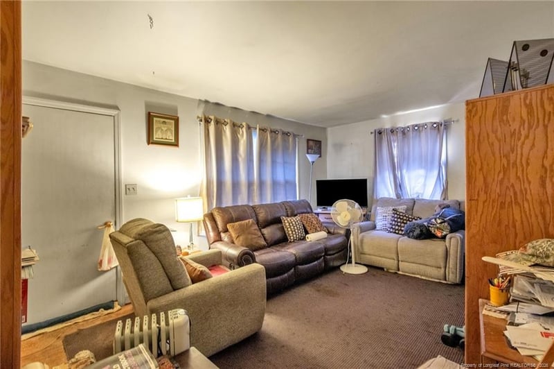 1227 Stansfield Dr, Fayetteville, NC 28303