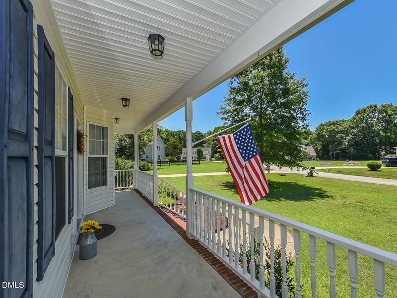 1229 Jogging Ct, Raleigh, NC 27603