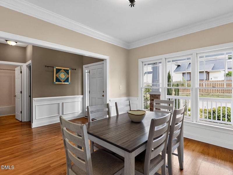 123 Homegate Cir, Apex, NC 27502