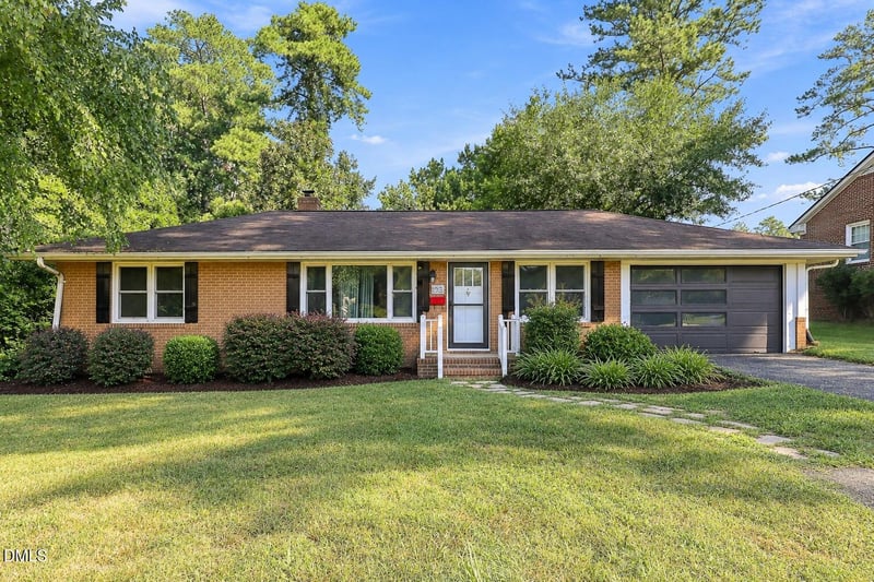 123 Powell Dr, Fuquay Varina, NC 27526