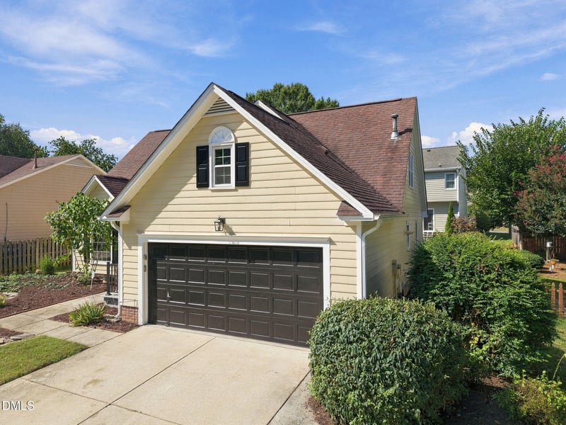 12309 Harcourt Dr, Raleigh, NC 27613