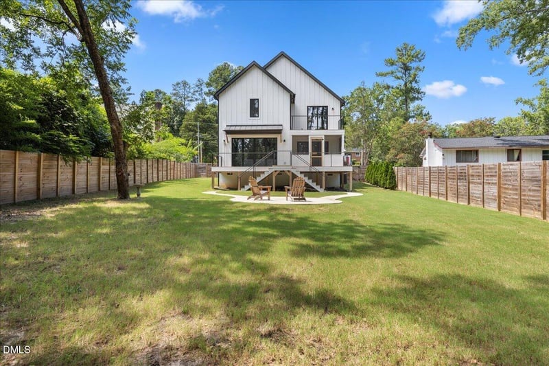 1232 Somerset Rd, Raleigh, NC 27610