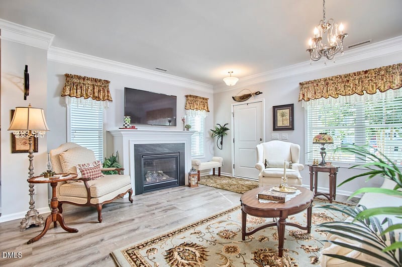1237 Brown Velvet Ln, Apex, NC 27523