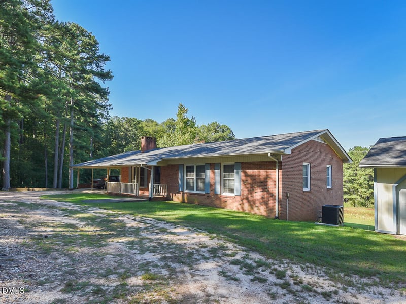 1237 Dalrymple Farm Rd, Sanford, NC 27330