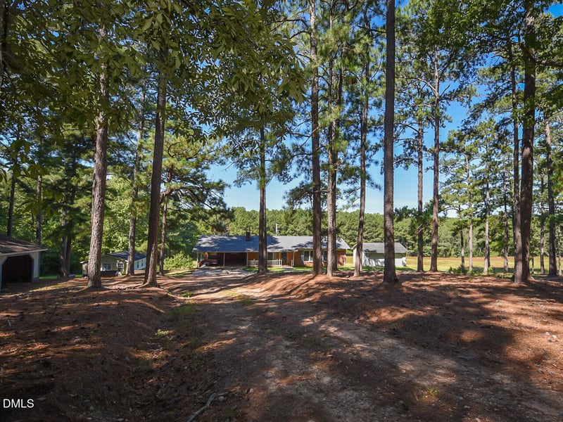 1237 Dalrymple Farm Rd, Sanford, NC 27330