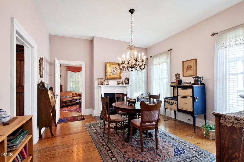 124 N Bloodworth St, Raleigh, NC 27601