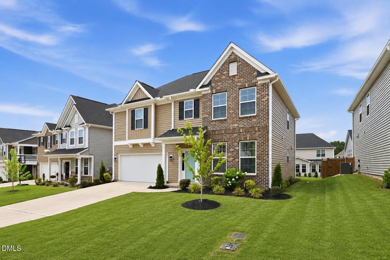 124 Cherry Blossom Ct, Garner, NC 27529