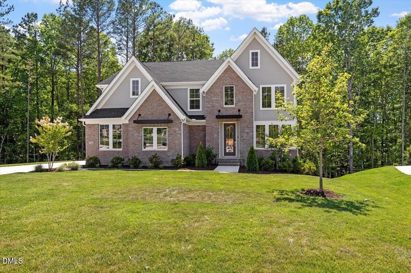 124 Ogden Cir, Clayton, NC 27527