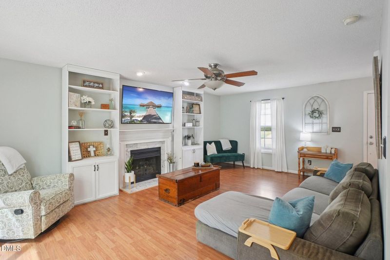 124 Saint Johns St, Knightdale, NC 27545