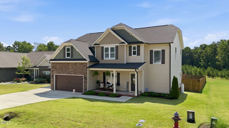 124 Shady Oaks Dr, Benson, NC 27504