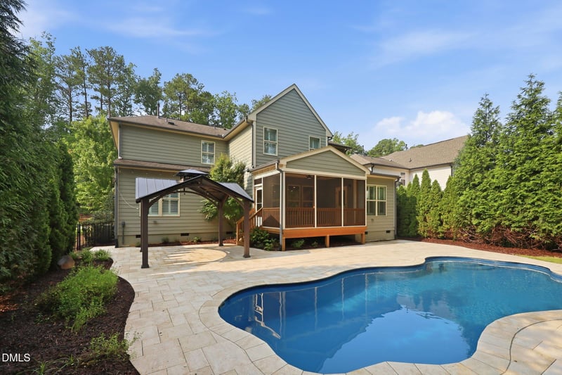 125 Oakmere Dr, Cary, NC 27513