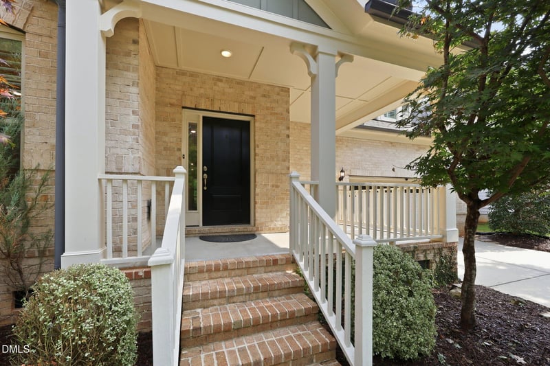 125 Oakmere Dr, Cary, NC 27513