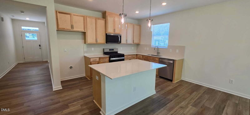 1256 Woody Dr, Graham, NC 27253