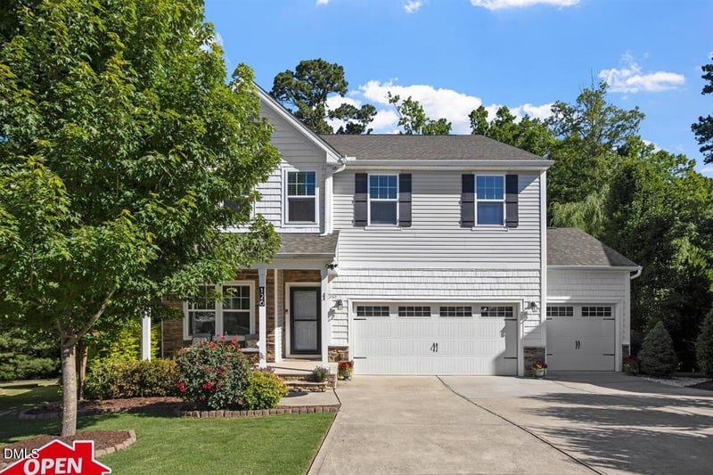 126 King Arthur Ct, Morrisville, NC 27560