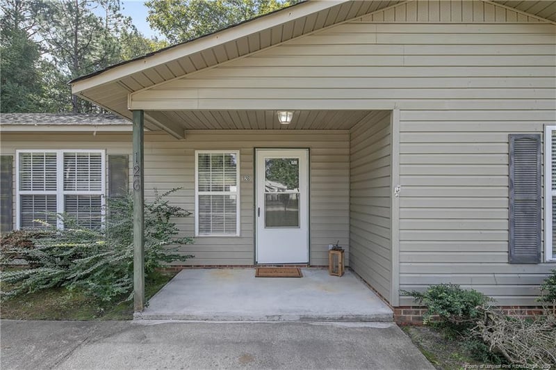 126 Sarah Ln, Fayetteville, NC 28306