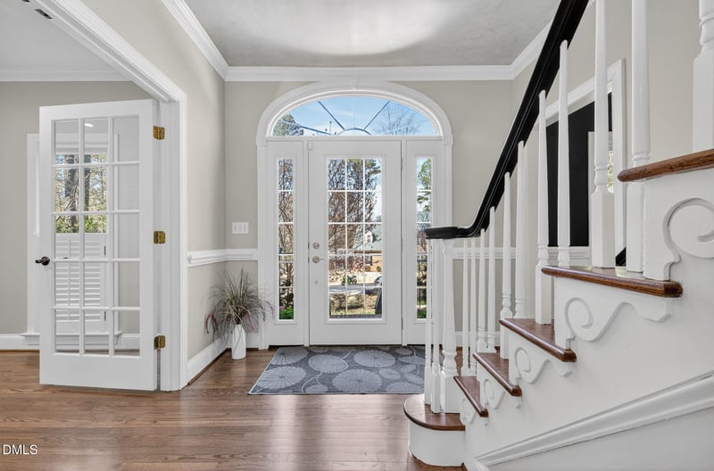 127 Lochwood West Dr, Cary, NC 27518