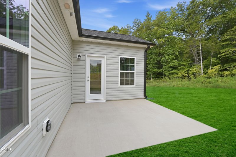 127 Luther Dr, Graham, NC 27253
