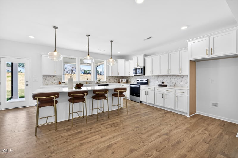 127 S Mule Way #105, Benson, NC 27504