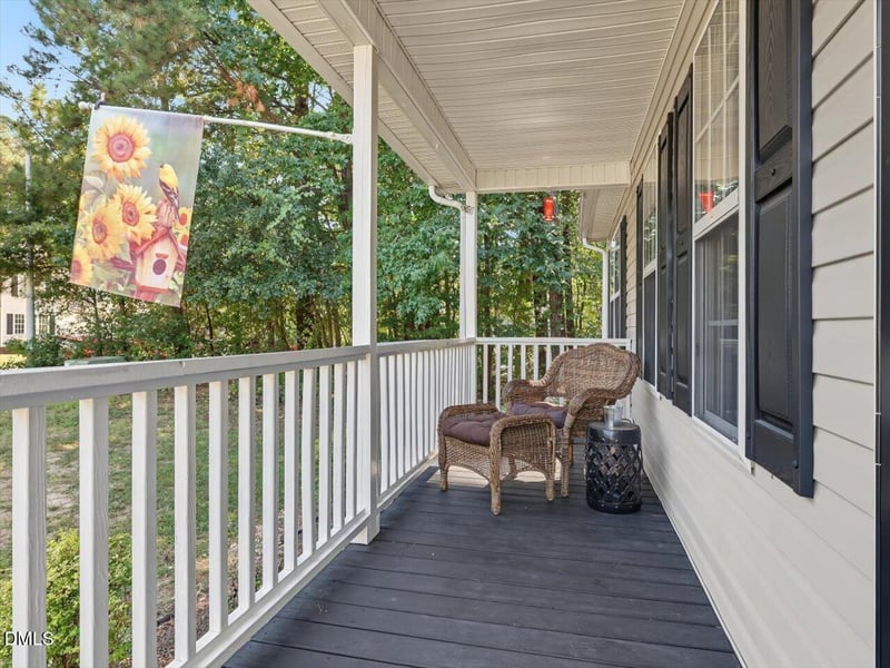 128 Blairwood Dr, Fuquay Varina, NC 27526