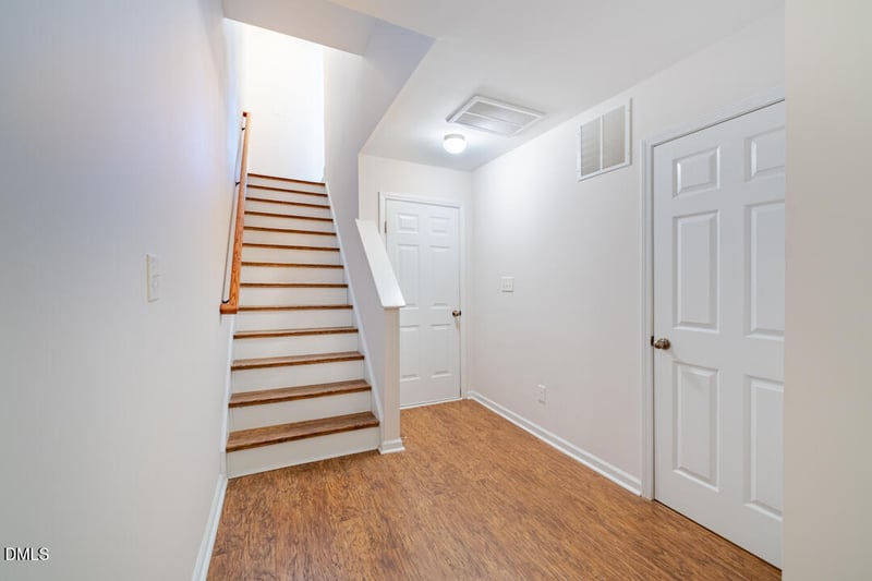 128 Dove Cottage Ln, Cary, NC 27519