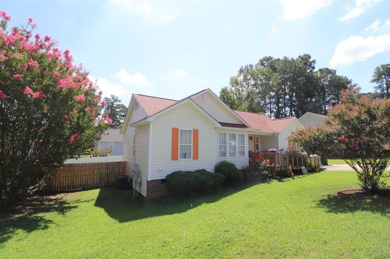 128 Grassy Rio Ln, Garner, NC 27529