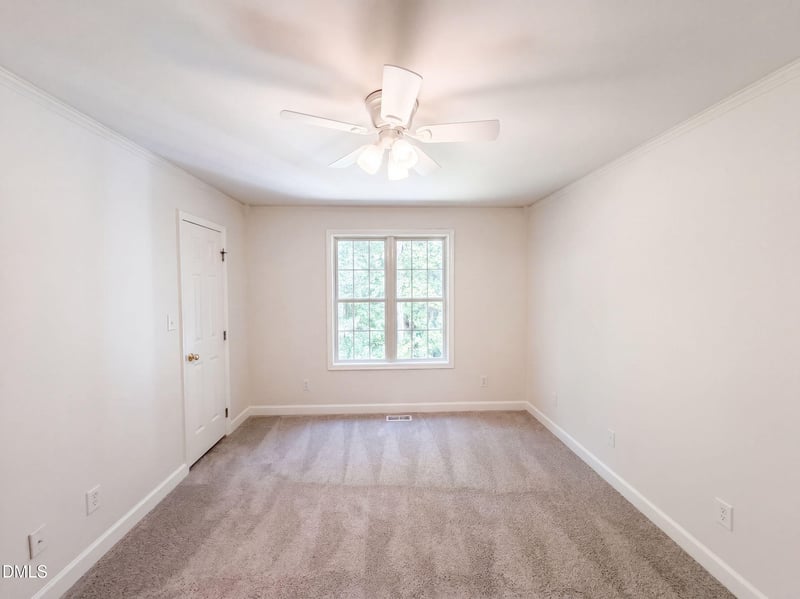 128 Madeline Ct, Youngsville, NC 27596