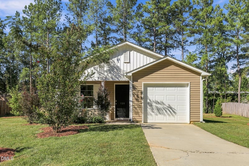 128 Somerset Dr, Roxboro, NC 27573