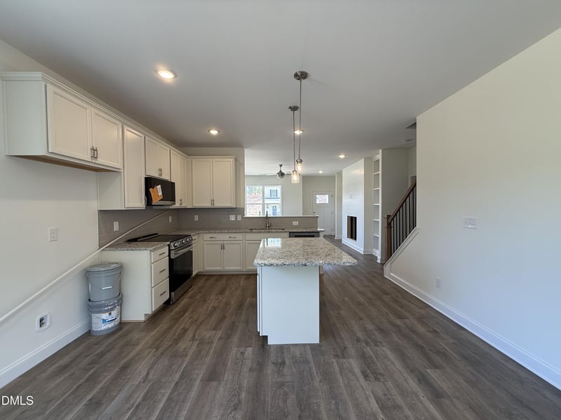129 Cinnabar St, Clayton, NC 27520