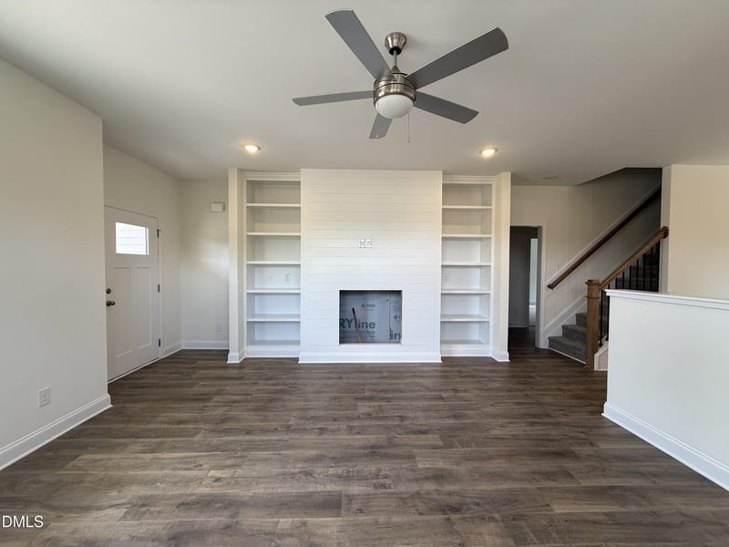 129 Cinnabar St, Clayton, NC 27520