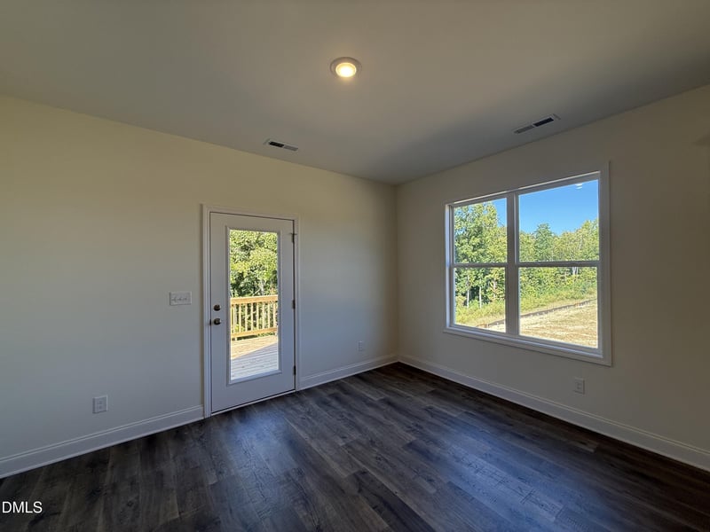 129 Cinnabar St, Clayton, NC 27520