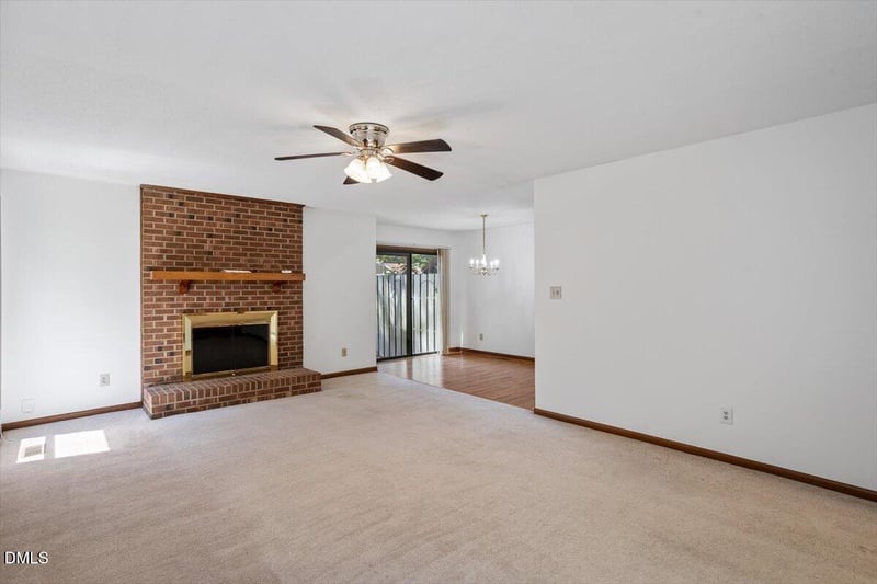 129 Lake Pine Dr, Cary, NC 27511
