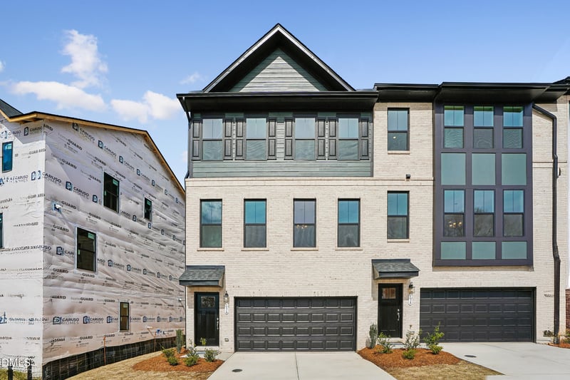 129 Midtown Rows Way, Fuquay Varina, NC 27526