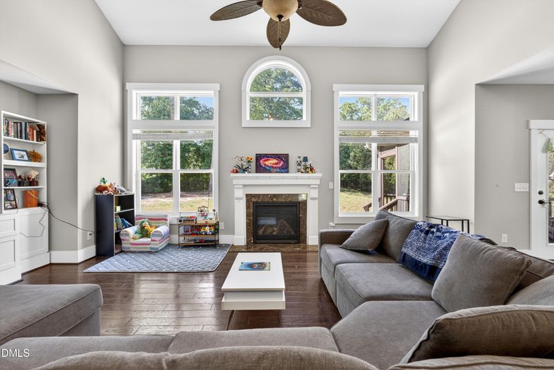 129 Plano Dr, Durham, NC 27703
