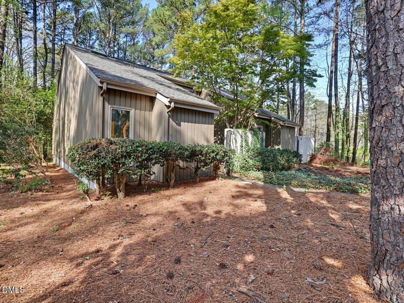 13 Vauxhall Pl, Chapel Hill, NC 27517
