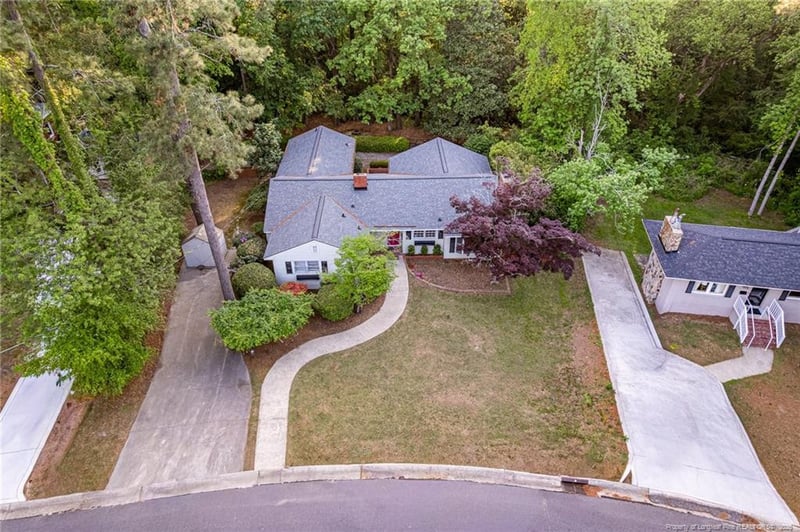 130 S Churchill Dr, Fayetteville, NC 28303