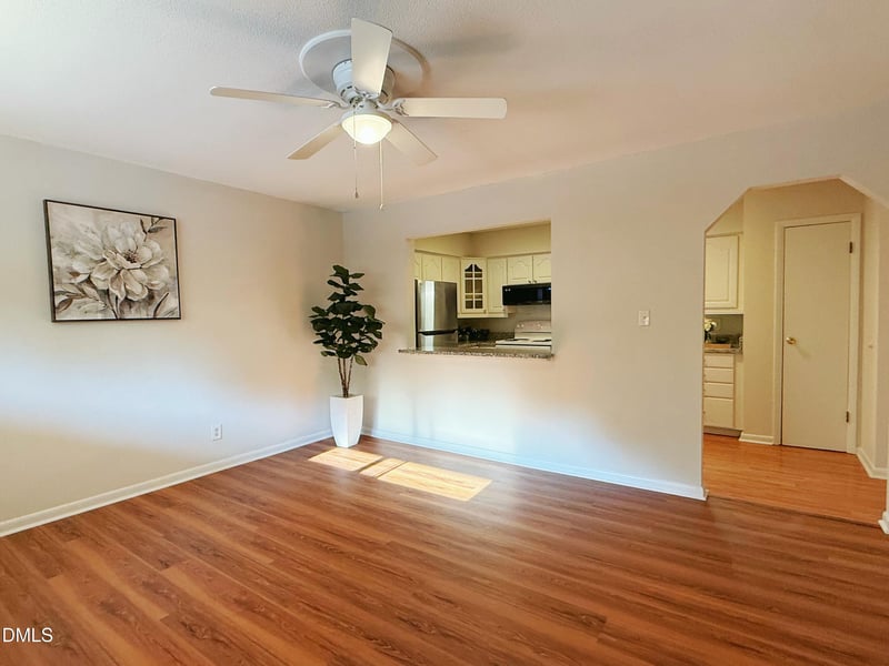130 S Estes #A11, Chapel Hill, NC 27517