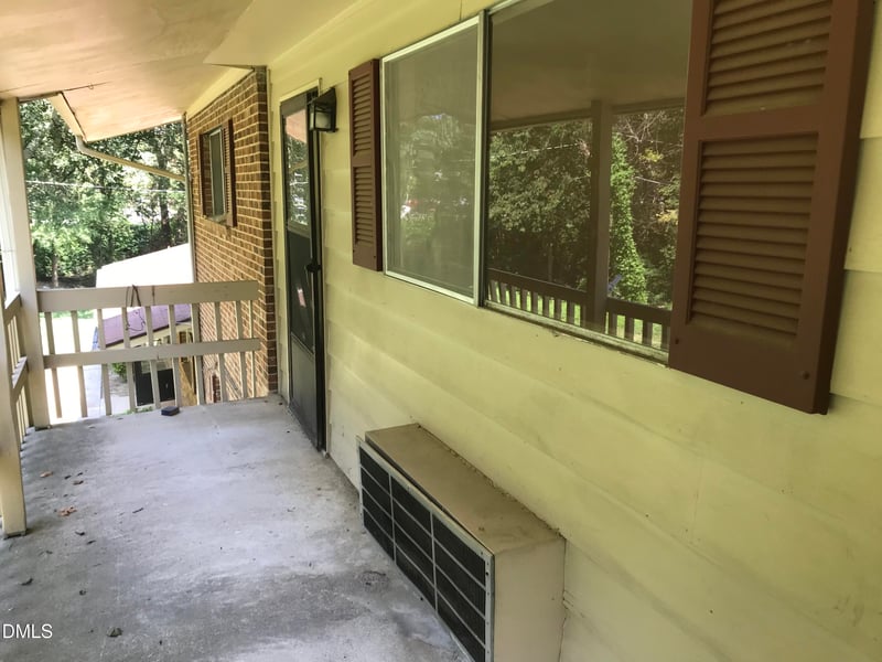 130 S Estes Dr #B12, Chapel Hill, NC 27514