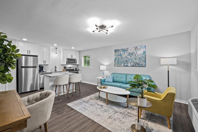 130 S Estes Dr #C1, Chapel Hill, NC 27514