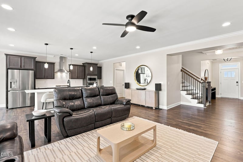 130 Falls Creek Dr, Youngsville, NC 27596