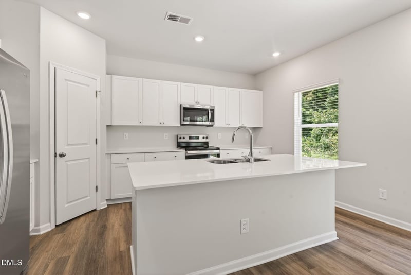 130 Muscovy Dr, Four Oaks, NC 27524