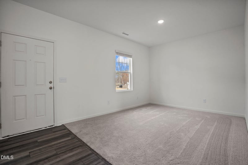 130 S Waterstone Ln, Clayton, NC 27520