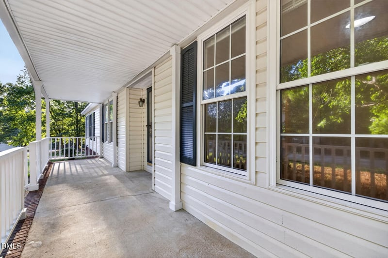130 Windsong Ln, Youngsville, NC 27596
