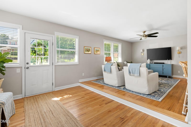 1304 Marlborough Rd, Raleigh, NC 27610