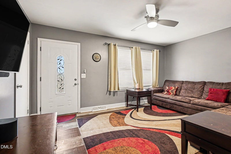 1304 Nance St, Burlington, NC 27217